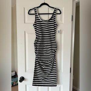 NWT Old Navy XS Fitted Maternity sleeveless black white strip dress